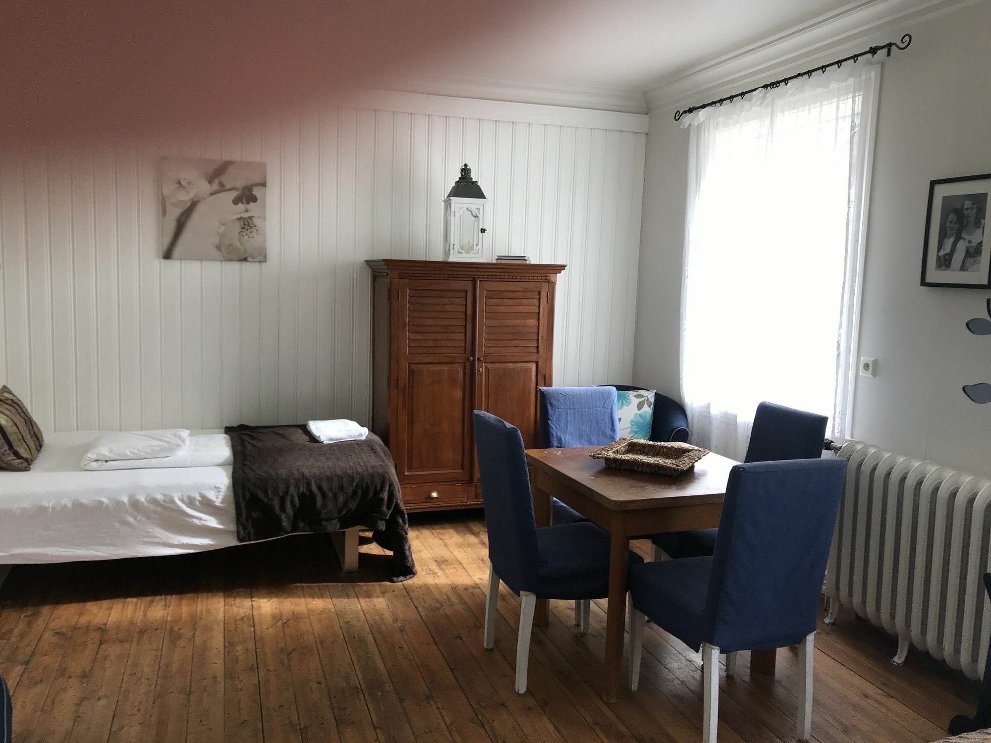Gula Villan Guesthouse Akureyri Exterior photo